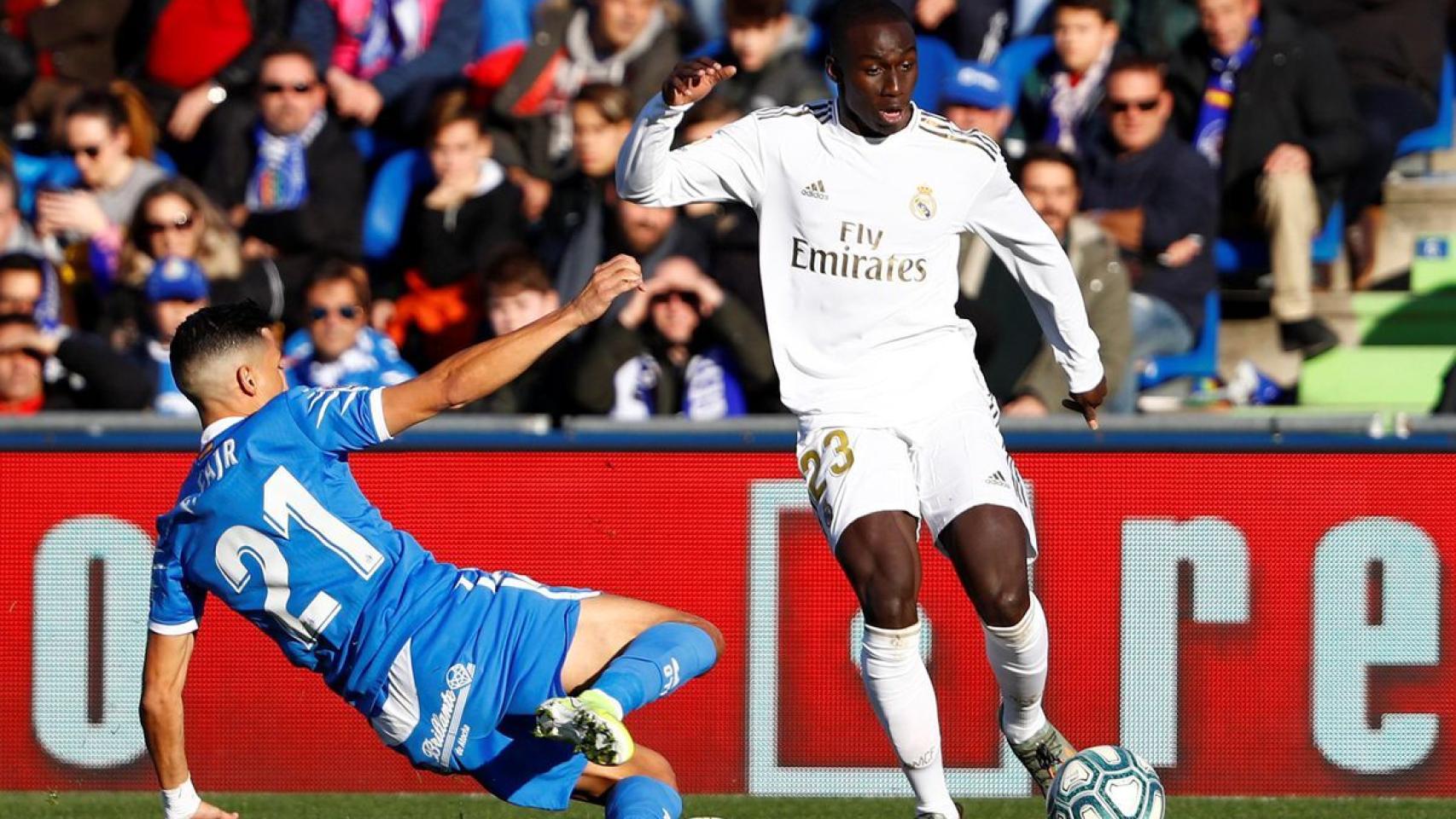 Ferland Mendy, ante el Getafe