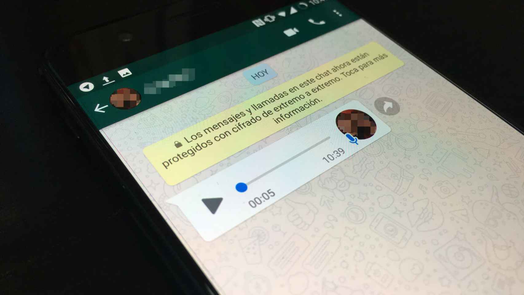 Di adiós a las notas de voz de WhatsApp: pásalas a texto con esta app