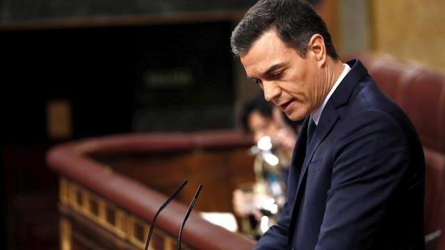 Pedro Sánchez, candidato del PSOE, durante la segunda sesión del debate de investidura.