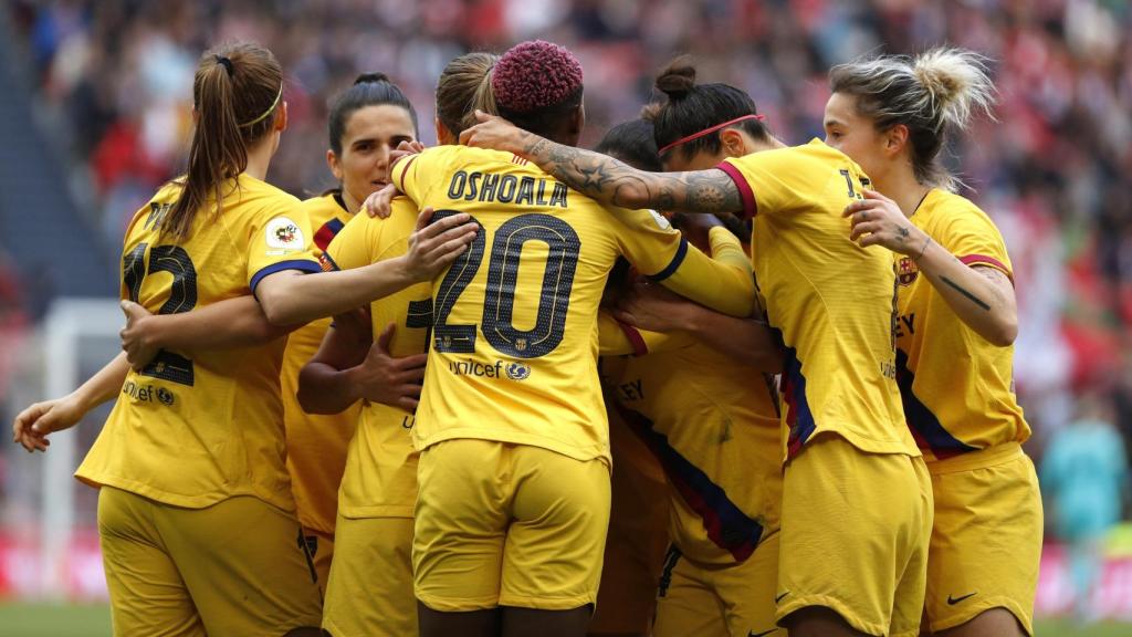 El Barcelona femenino se impone al Athletic Club