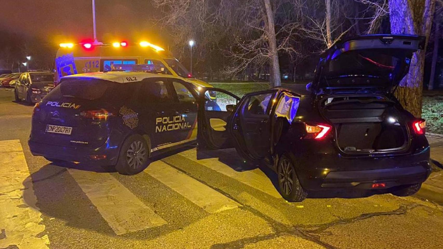 El coche del secuestro, interceptado por la Policía Nacional.