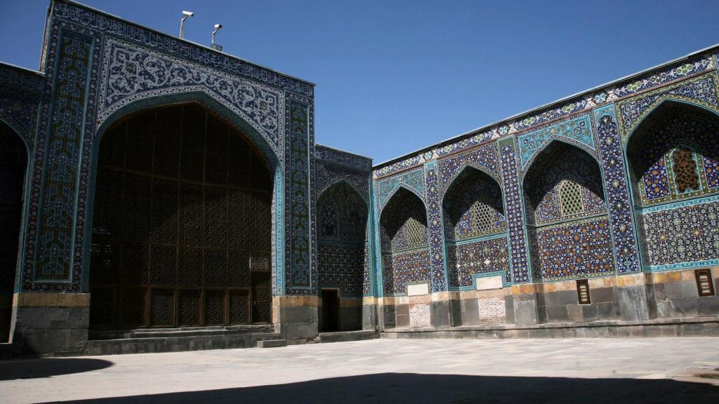 Conjunto del Khānegāh y del santuario del Jeque Safi Al Din en Ardebil.