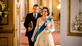 La reina Isabel II en The Crown.