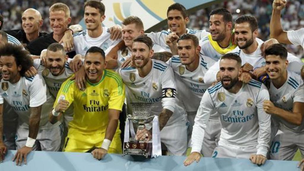 El Real Madrid, tras ganar su décima Supercopa