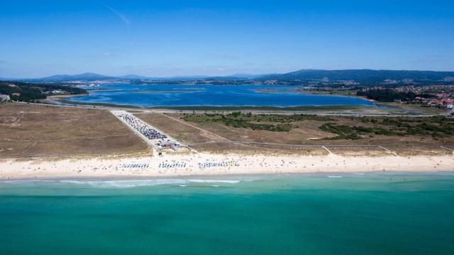 A Lanzada y su “pista de aterrizaje”. http://www.osalnes.com