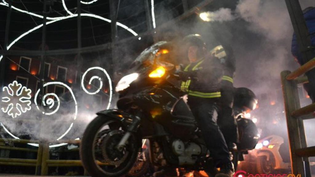 Desfile de Antorchas Pinguinos 2017 Valladolid (14)