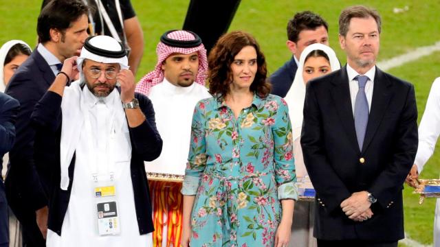 Isabel Díaz Ayuso, entre las autoridades de la final de la Supercopa de España.