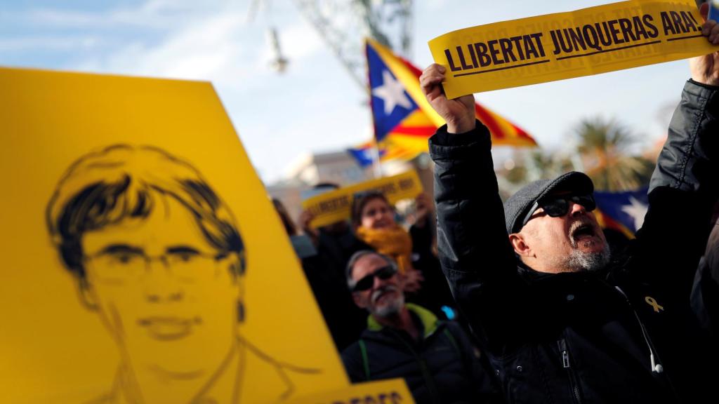 Manifestantes independentistas este lunes en Estrasburgo