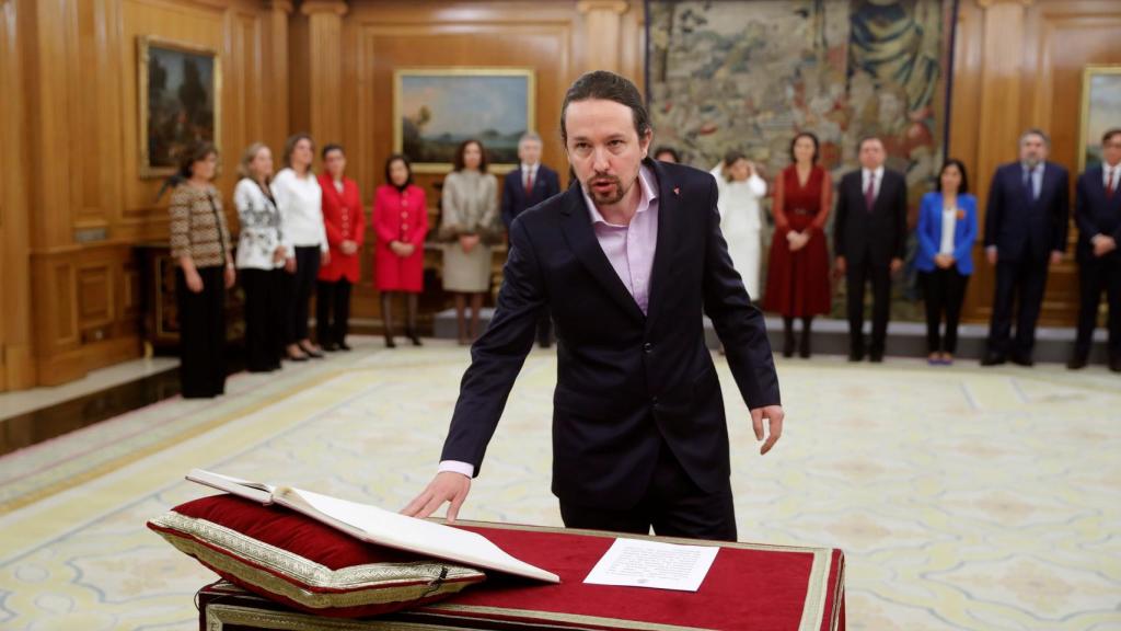 Pablo Iglesias jurando este lunes su cargo como vicepresidente del Gobierno.