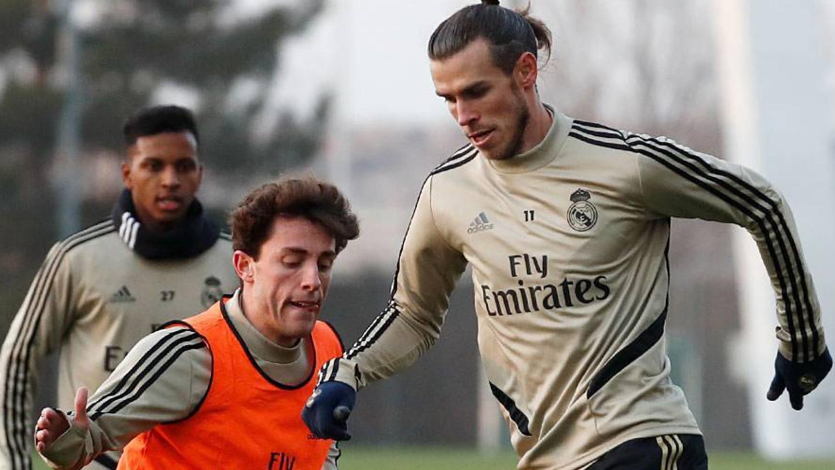 Odriozola y Bale, en un entrenamiento del Real Madrid