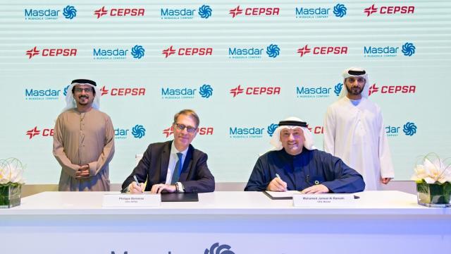 El consejero delegado de Cepsa, Philippe Boisseau, y el consejero delegado de Masdar, Mohamed Jameel Al Ramahi.