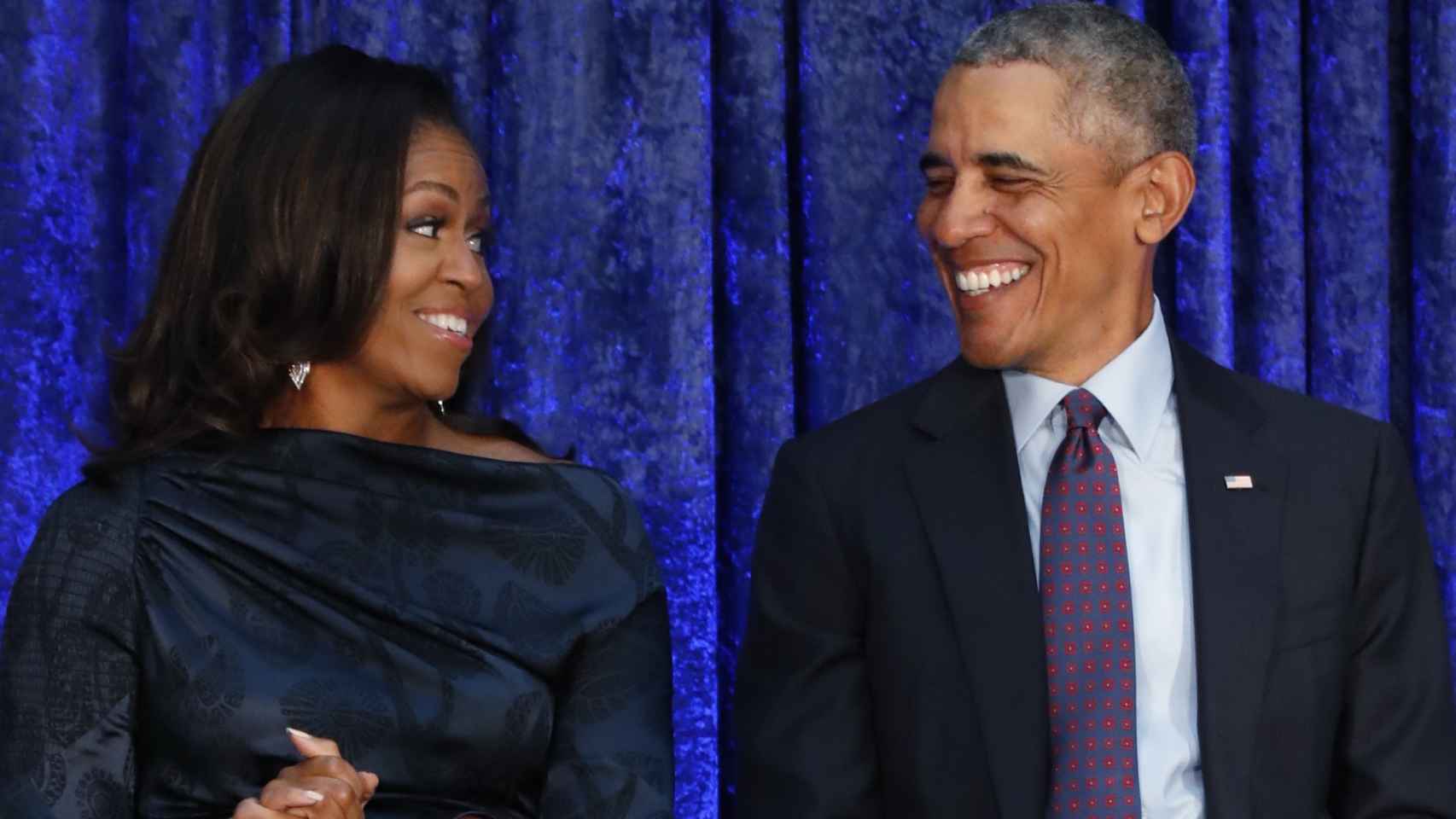 Imágenes del día: la escena más tierna de Obama y Michelle que se ha hecho viral