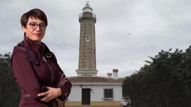 María Gámez vivió durante un tiempo junto a sus diez hermanos y sus padres en el faro de Estepona (Málaga).