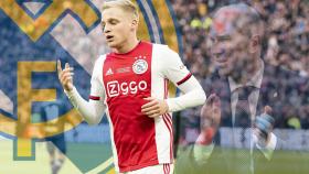 Van de Beek celebrando su gol con el Ajax ante el Sparta