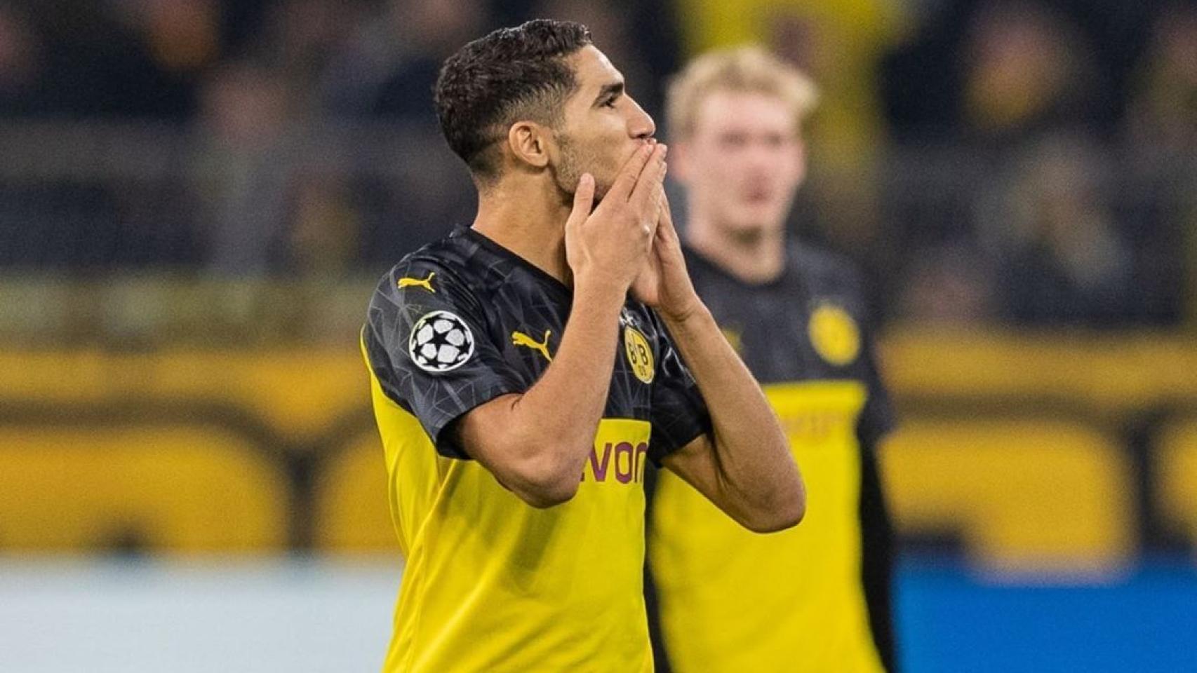 Achraf, con el Borussia Dortmund