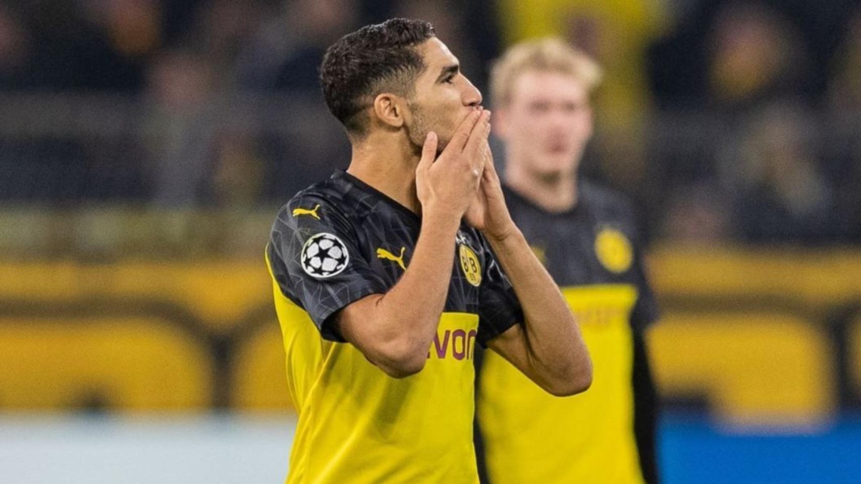 Achraf, con el Borussia Dortmund