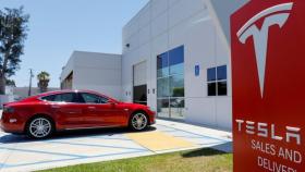 tesla fabrica coche