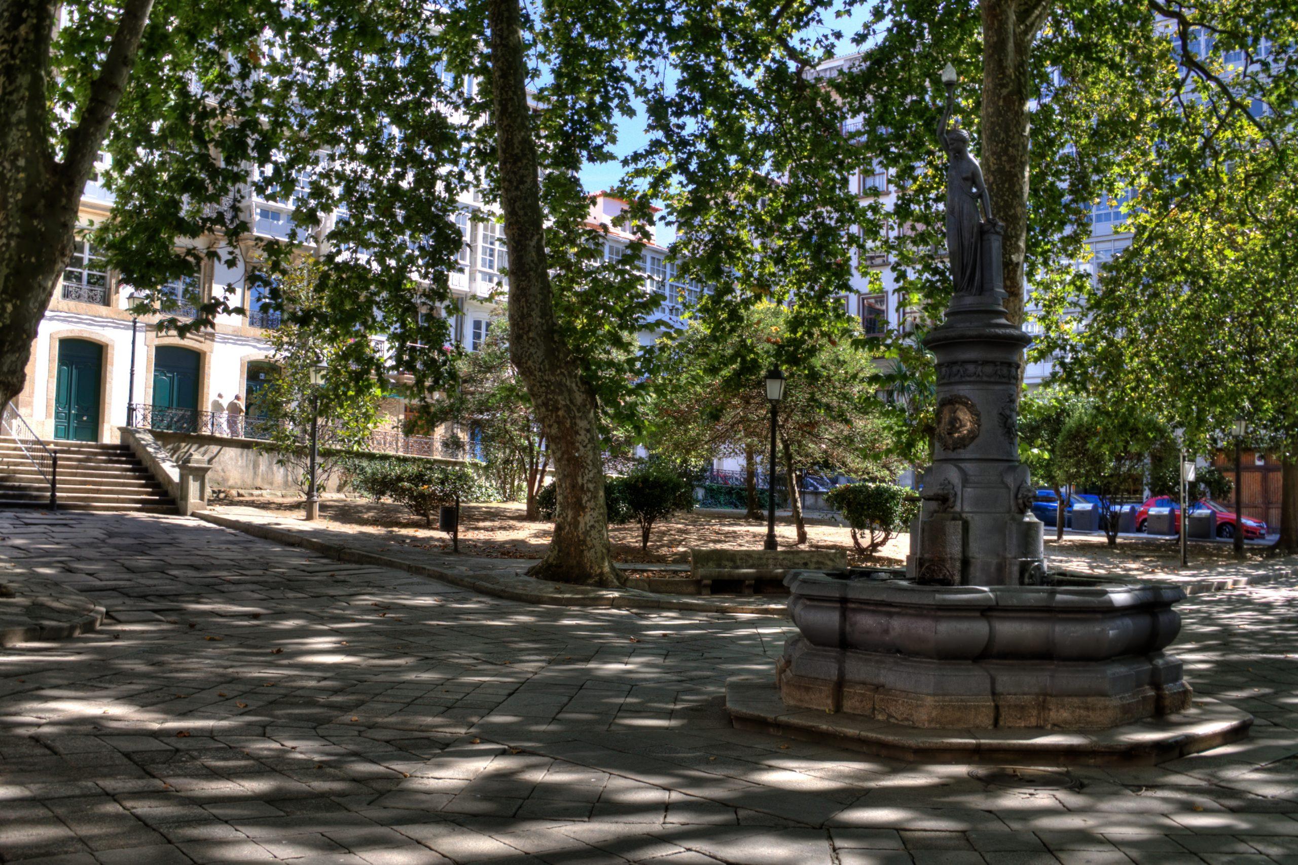 Plaza de Azcárraga en la Ciudad Vieja.