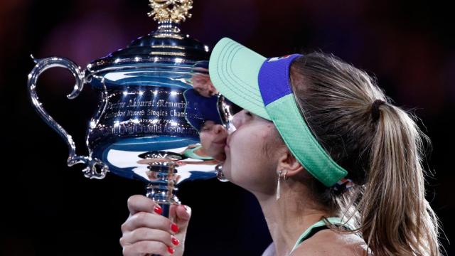 Kenin, con el título de campeona del Abierto de Australia.