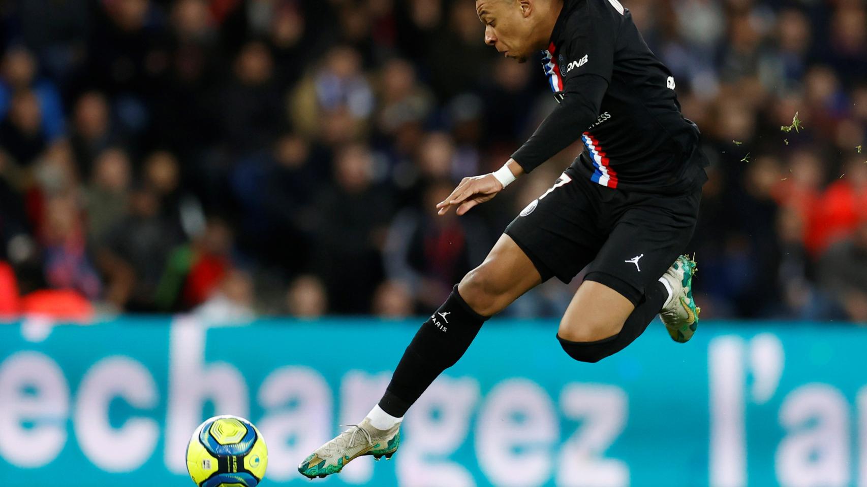 Kylian Mbappé, en un partido del PSG