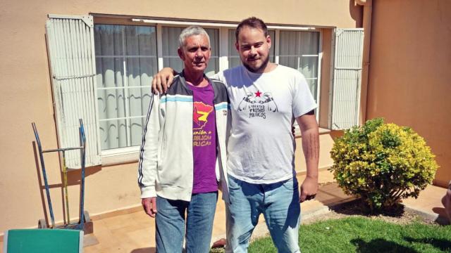 El dirigente del Grapo, Paco Cela Seoane, junto al cantante Pablo Hásel.