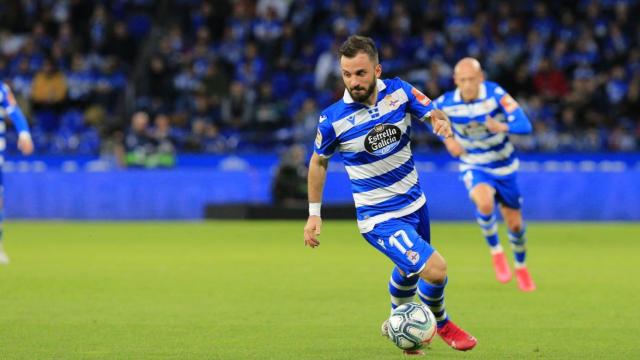 Emre Çolak durante el partido entre Deportivo y Las Palmas.