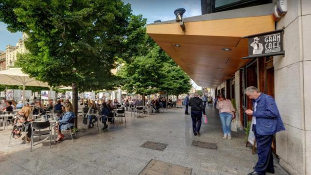 Los hechos sucedieron a las puertas del Gran Café Zaragozano, en la Plaza de España.