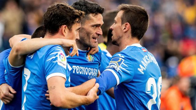 Jorge Molina celebra un gol ante el Valencia