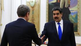 Zapatero viaja a Venezuela y se reúne con Maduro en el Palacio de Miraflores.