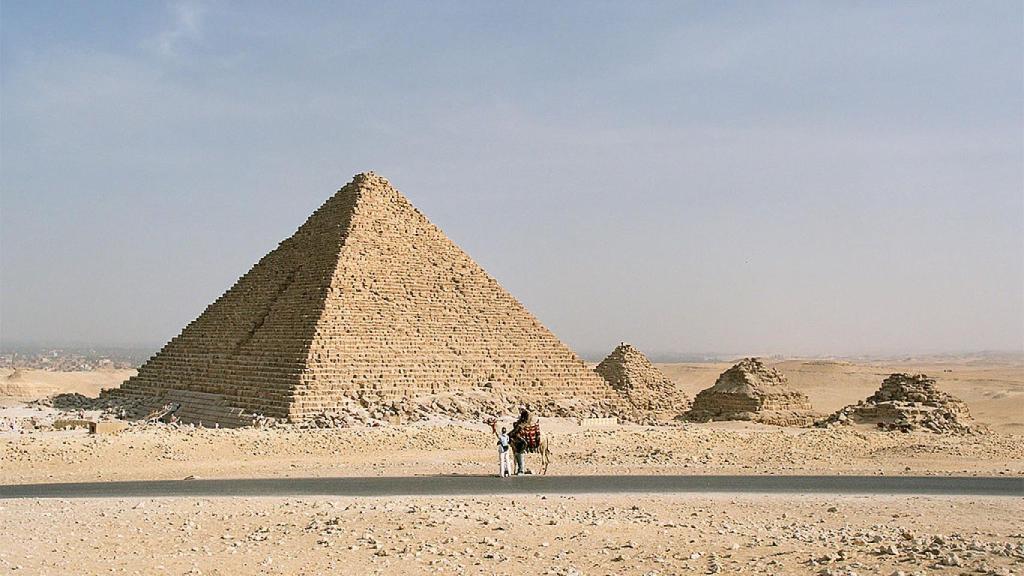 Imagen de la pirámide de Micerinos.
