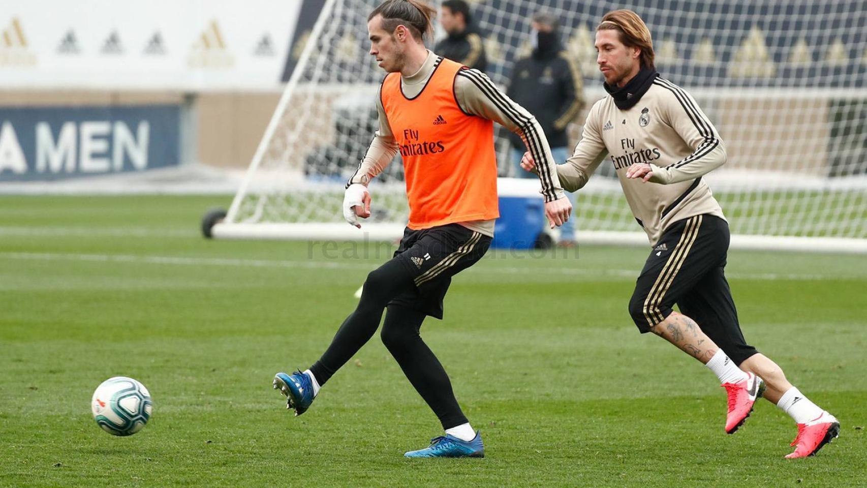 Gareth Bale y Sergio Ramos, durante el entrenamiento