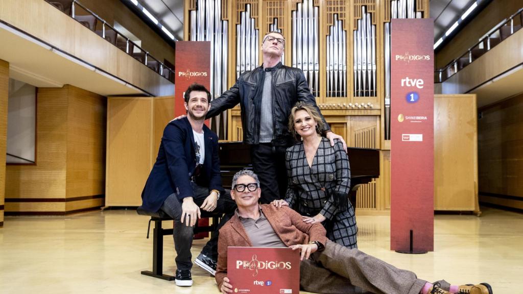 Andres Salado,  Nacho Duato, Boris Izaguirre y Ainhoa Arteta durante la presentación de la nueva edición 'Prodigios'.