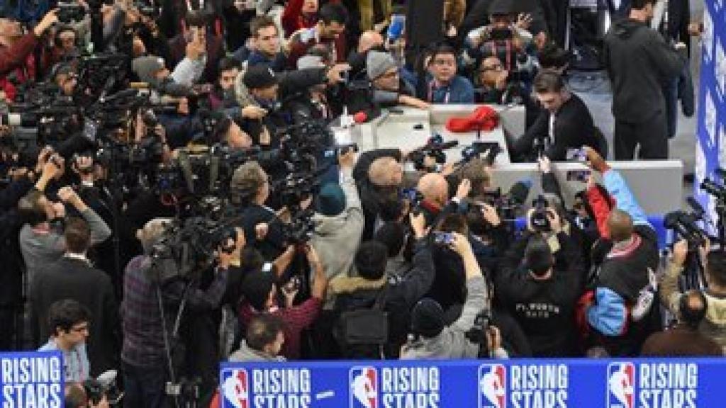 Luka Doncic en la conferencia de prensa del 'Rising Stars Challenge'