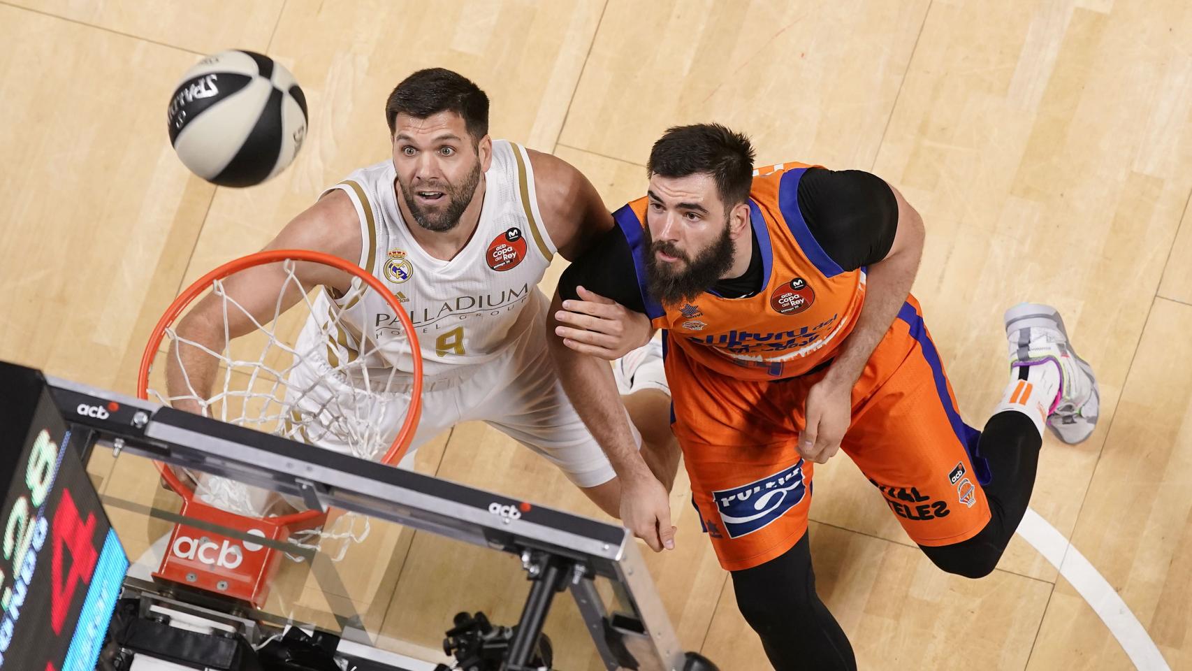 Felipe Reyes, contra el Valencia Basket