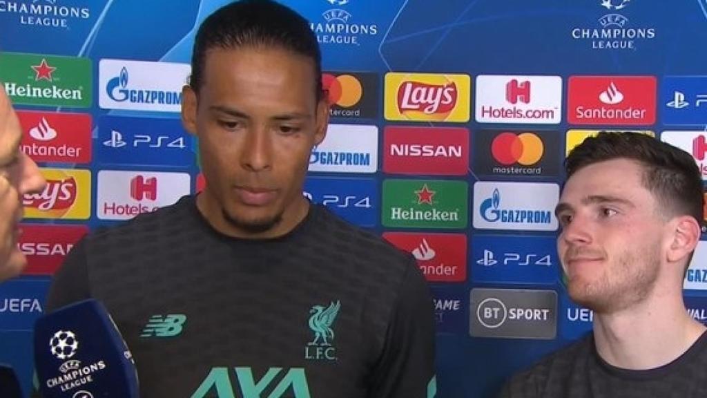 Virgil Van Dijk y Andrew Robertson, tras el Atlético - Liverpool