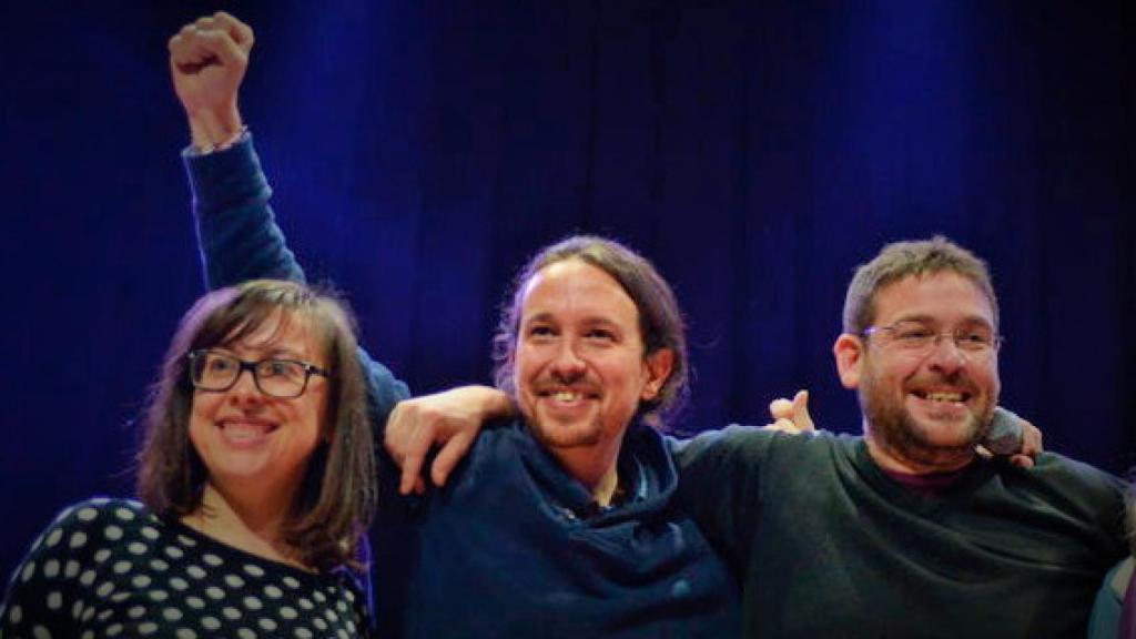Noelia Bail, Pablo Iglesias y Albano Dante Fachin, otro de los antiguos líderes de Podem Catalunya.