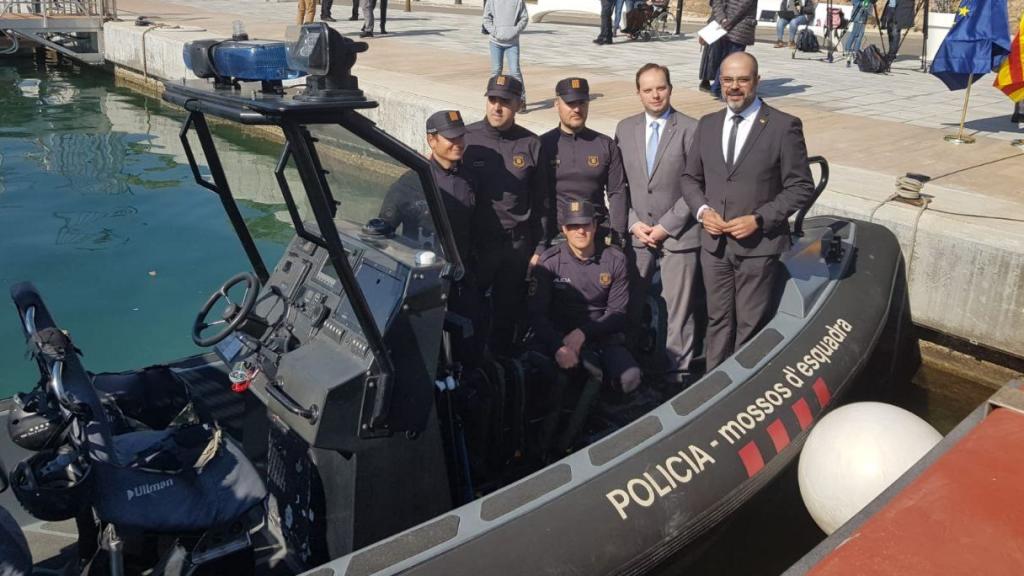 Acto de presentación de la nueva unidad marítima de los Mossos.