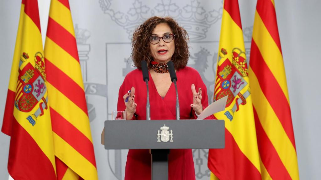 María Jesús Montero, durante una rueda de prensa en Moncloa.