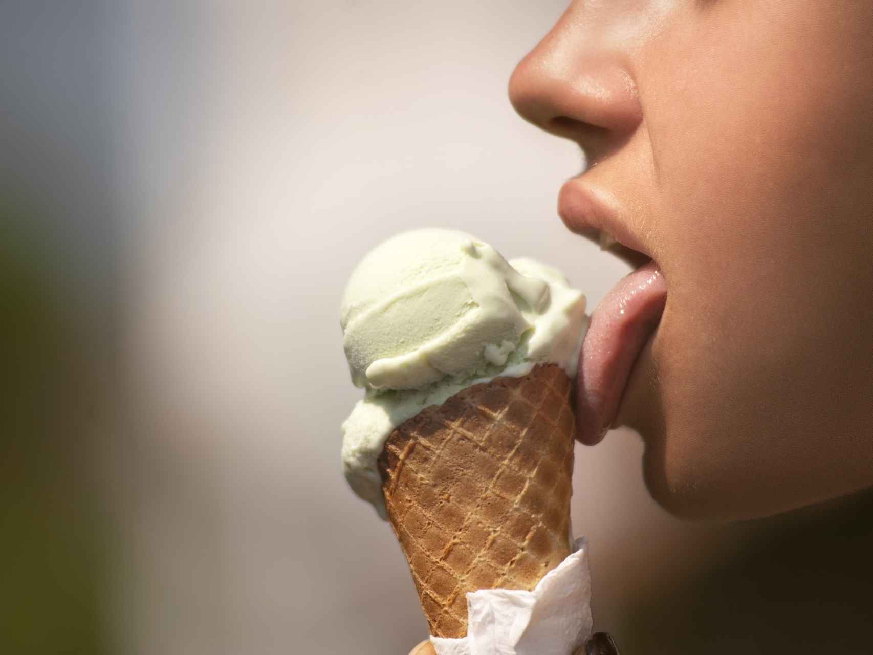 Cómo curar llagas en la lengua con remedios caseros