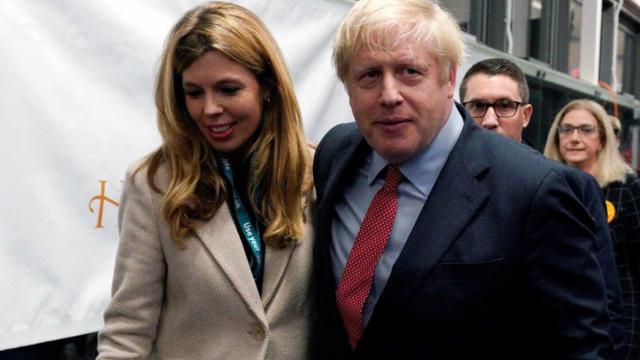 Boris Johnson y Carrie Symonds , en un evento.