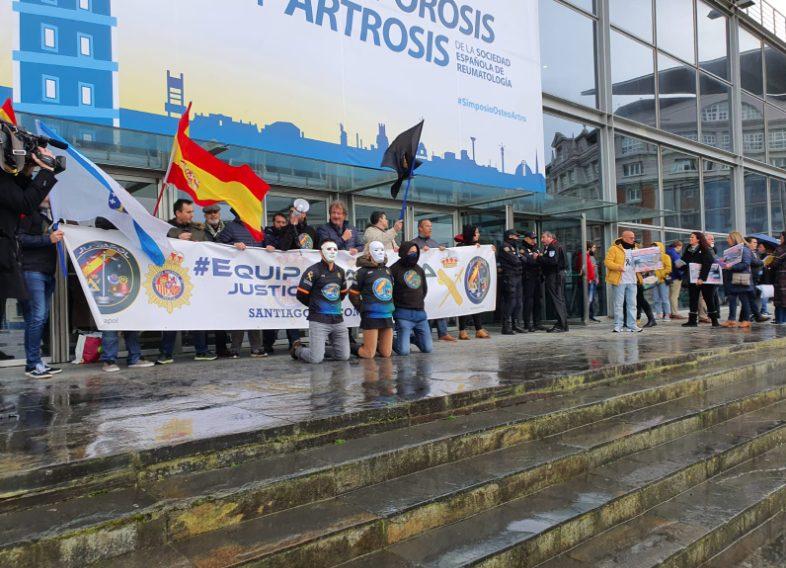 Protesta de policías y guardias civiles (fuente:@Jupol_LaCoruna )