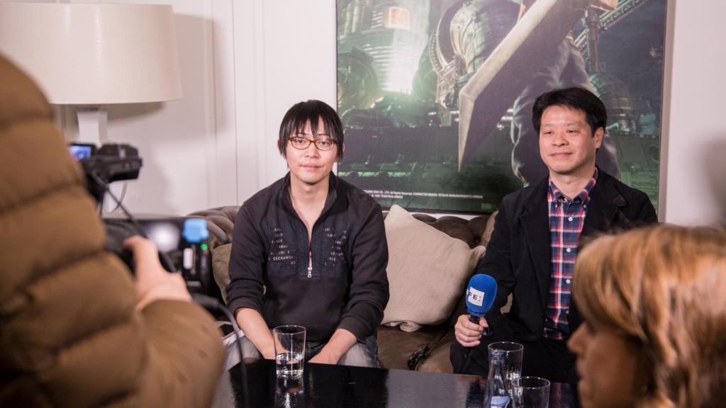Naoki Hamaguchi (director de Final Fantasy VII Remake) y Yoshinori Kitase (productor).