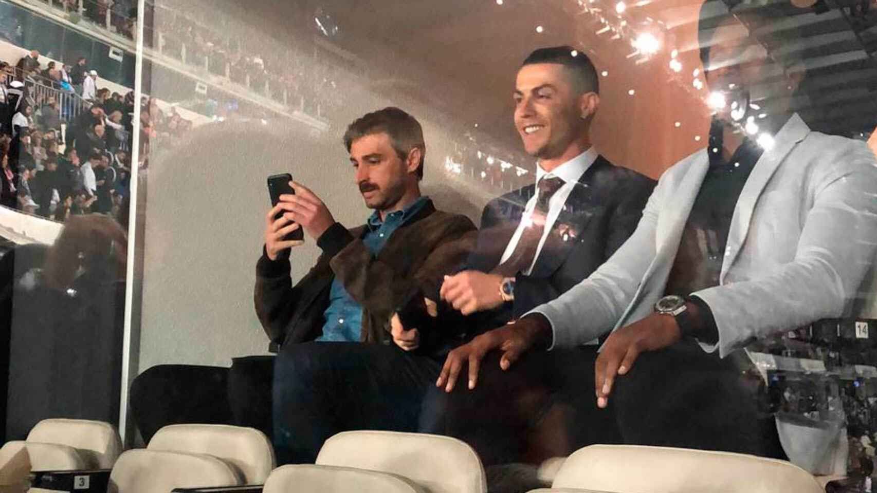 Cristiano Ronaldo, en el Santiago Bernabéu para ver El Clásico