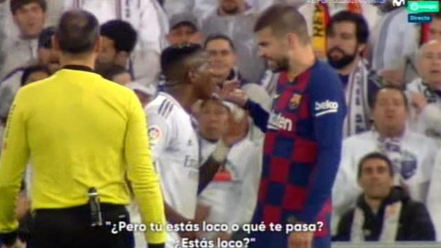 El 'choque' de Piqué y Vinicius durante El Clásico