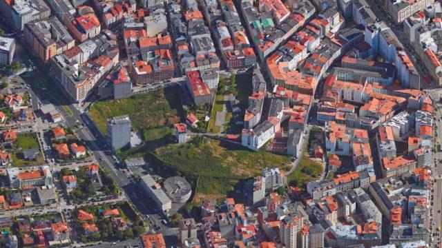 Vista aérea del espacio para el futuro parque del Agra