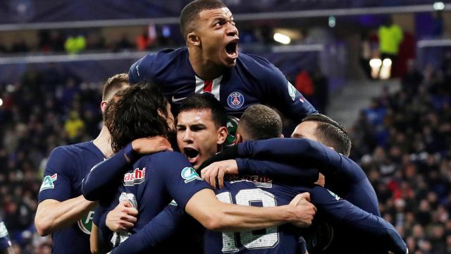 Kylian Mbappé celebra un gol con el PSG