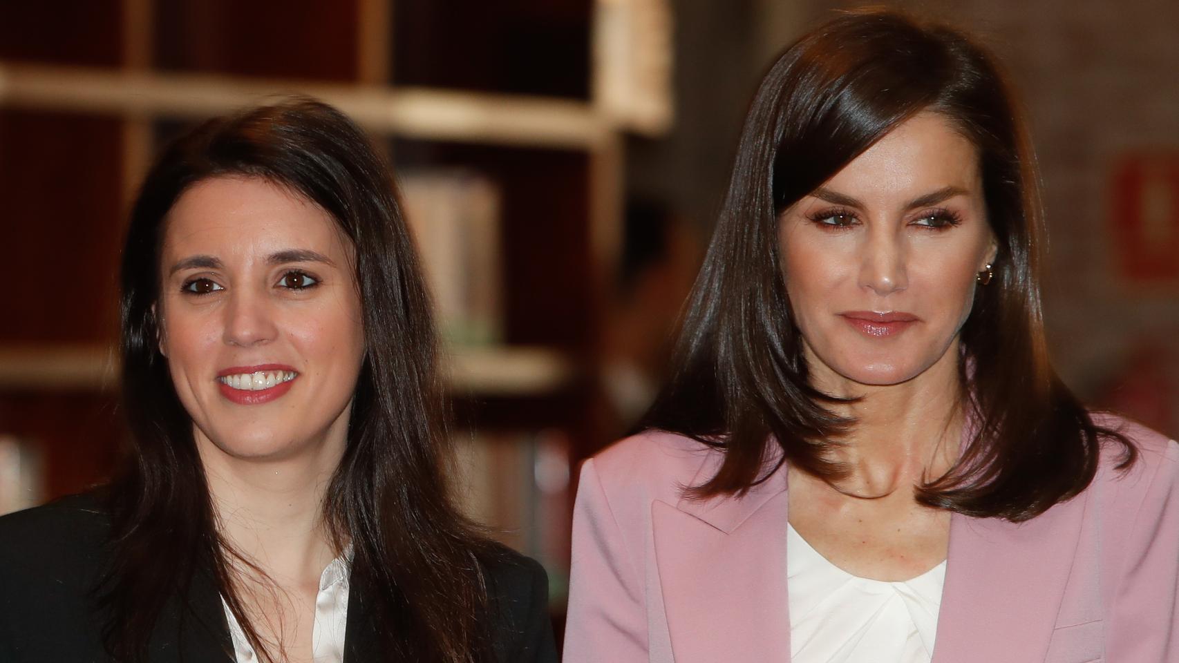 Irene Montero y la reina Letizia, juntas en una reunión de trabajo de la Asociación para la Prevención, Reinserción y Atención de la Mujer Prostituida.