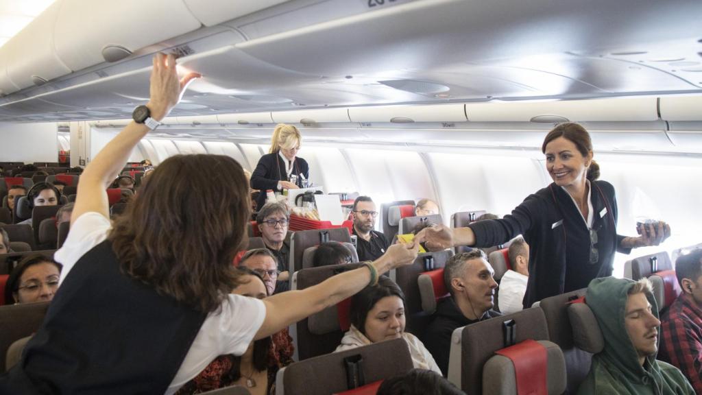 Natalia y Ana en un momento del vuelo.