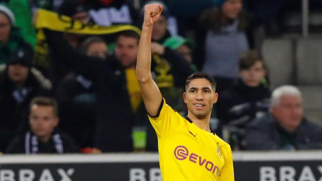 Achraf, en un partido del Borussia Dortmund