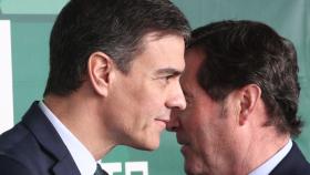 Pedro Sánchez y Antonio Garamendi.